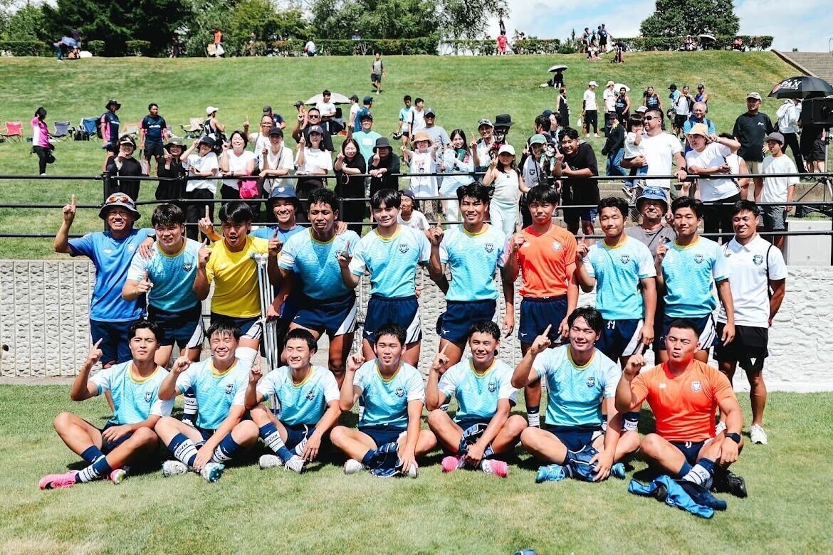 小西泰聖選手が母校・桐蔭学園ラグビー部の7人制ラグビーのコーチングサポートを実施しました
